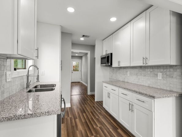 5210 Pickfair Street, Houston TX 77026