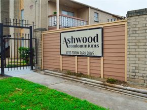 10203 Forum Park Drive 114, Houston TX 77036