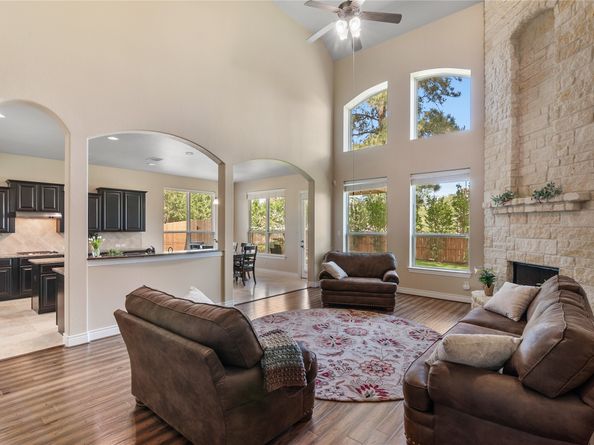 22214 Pine Tree Drive, Tomball TX 77377