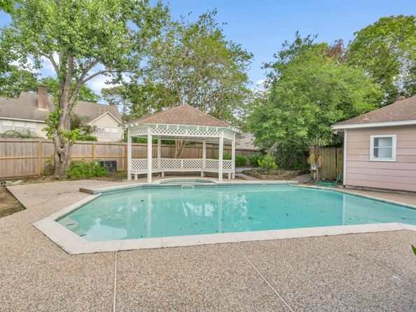 1803 Quiet Country Court, Houston TX 77345