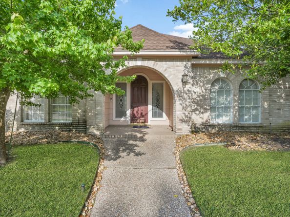 1803 Quiet Country Court, Houston TX 77345