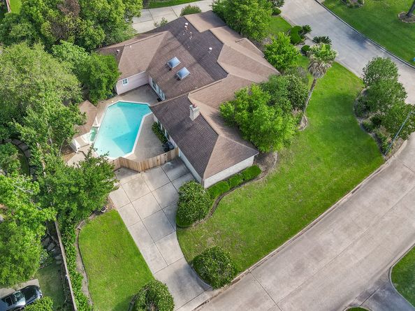 1803 Quiet Country Court, Houston TX 77345