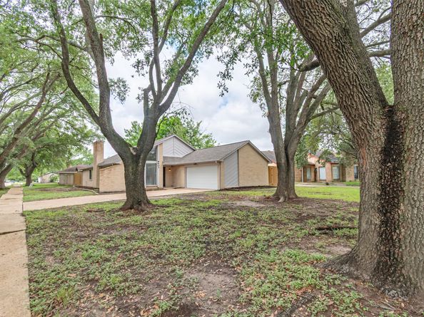 8603 Parkhill Forest Drive, Houston TX 77088