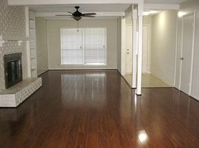8527 Edgemoor Drive, Houston TX 77036