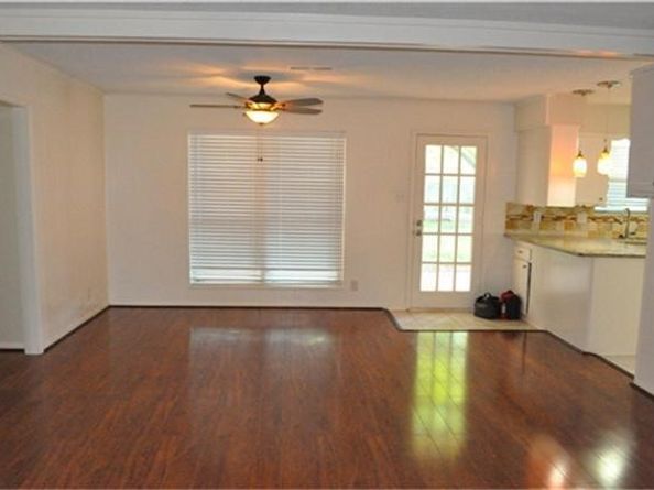 8527 Edgemoor Drive, Houston TX 77036