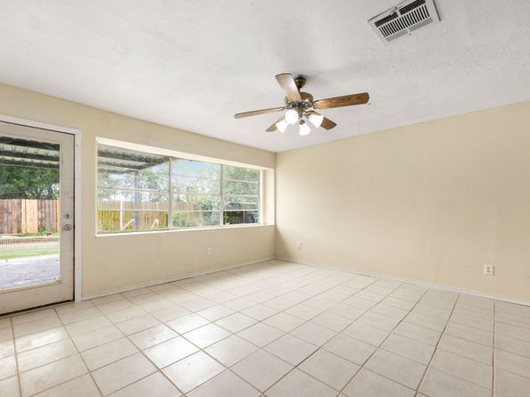 8442 Lettie Street, Houston TX 77075