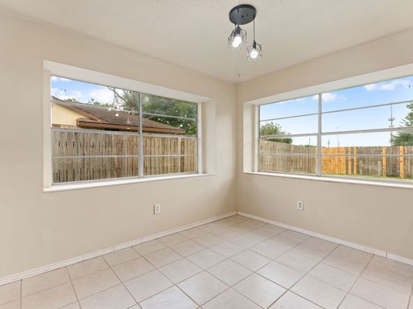 8442 Lettie Street, Houston TX 77075