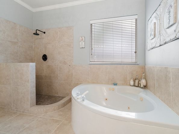 106 W Bristol Oak Circle, Spring TX 77382