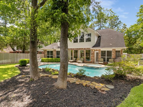 106 W Bristol Oak Circle, Spring TX 77382