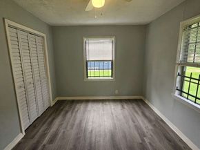 4215 Los Angeles Street, Houston TX 77026