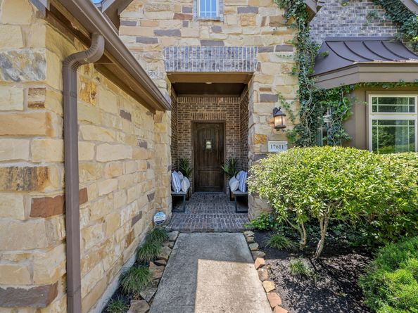 17611 Bear River Lane, Humble TX 77346