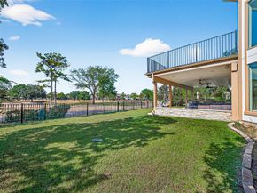 11819 Legend Manor Drive, Houston TX 77082