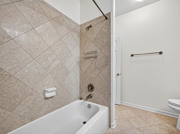 11819 Legend Manor Drive, Houston TX 77082