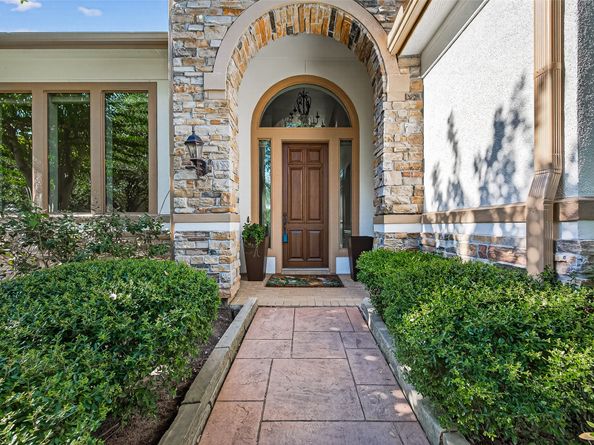 11819 Legend Manor Drive, Houston TX 77082