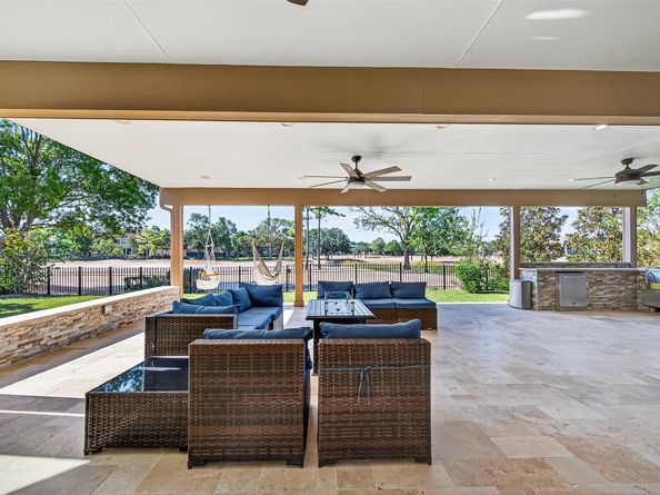 11819 Legend Manor Drive, Houston TX 77082