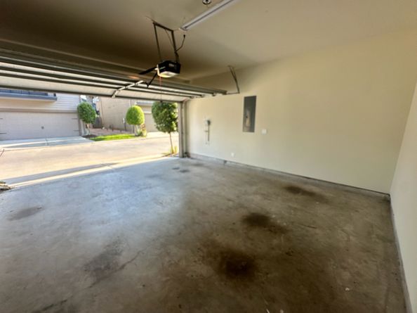 8604 Hollyoaks Creek Lane, Houston TX 77063