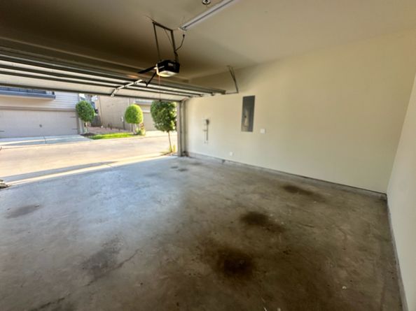 8604 Hollyoaks Creek Lane, Houston TX 77063