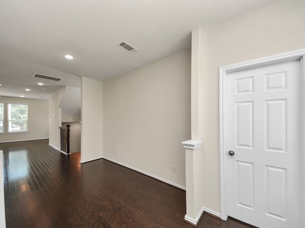 8604 Hollyoaks Creek Lane, Houston TX 77063