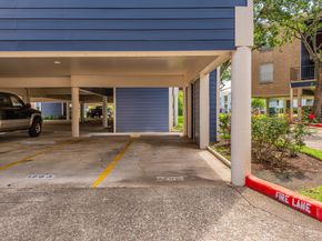 18519 Egret Bay Boulevard 1704, Webster TX 77058