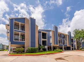 18519 Egret Bay Boulevard 1704, Webster TX 77058