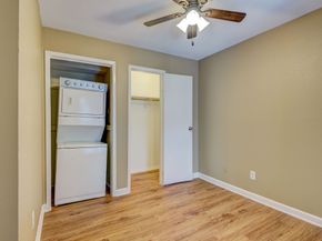 18519 Egret Bay Boulevard 1704, Webster TX 77058
