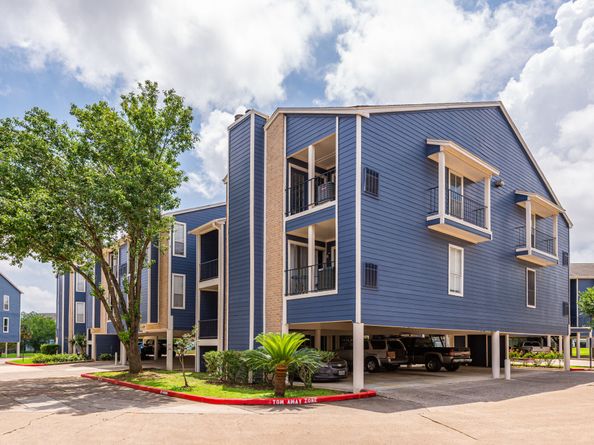 18519 Egret Bay Boulevard 1704, Webster TX 77058