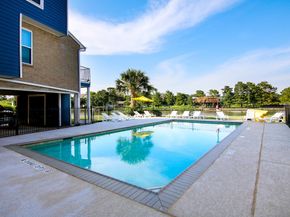 18519 Egret Bay Boulevard 1704, Webster TX 77058