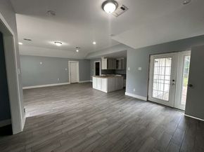 7451 Langley Road, Houston TX 77016