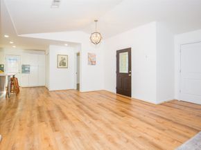 6229 Carew Street, Houston TX 77074