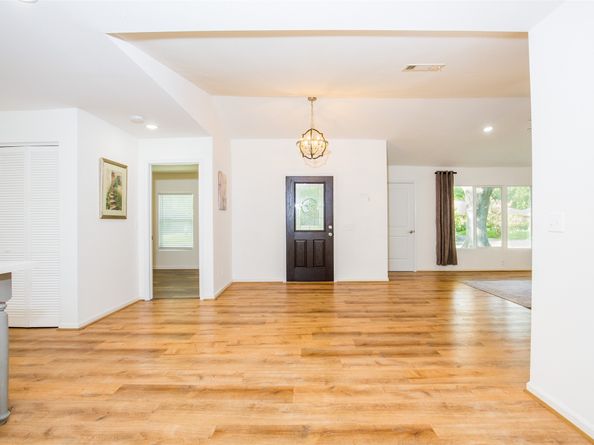 6229 Carew Street, Houston TX 77074