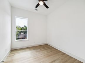 325 Tite Street A/B, Houston TX 77029