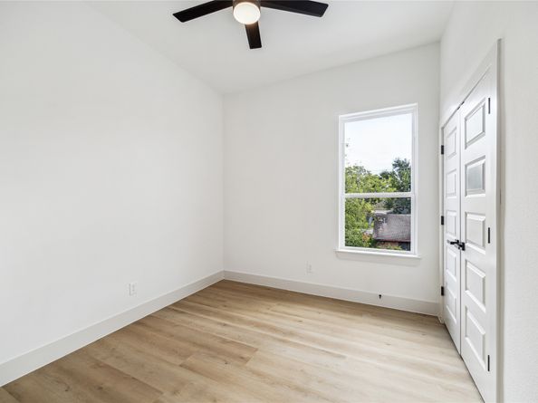 325 Tite Street A/B, Houston TX 77029