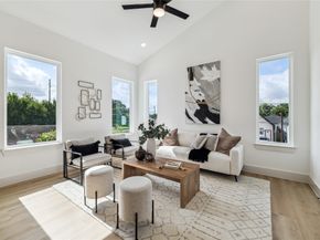 325 Tite Street A/B, Houston TX 77029