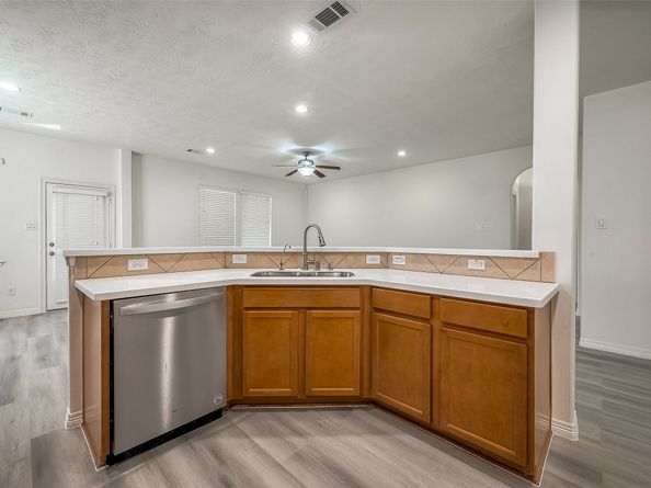 520 W Fork, Webster TX 77598