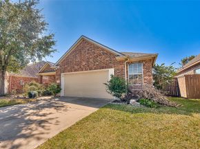 520 W Fork, Webster TX 77598