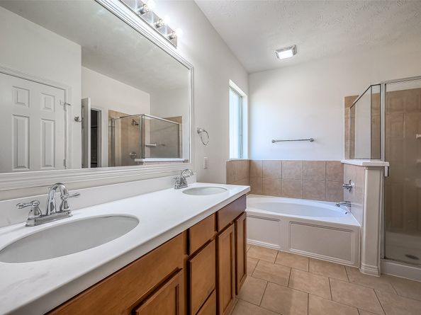 520 W Fork, Webster TX 77598