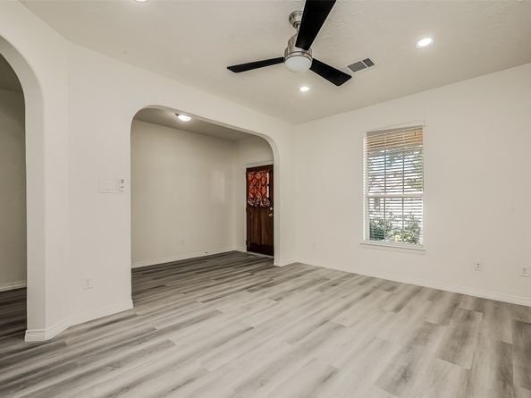 520 W Fork, Webster TX 77598