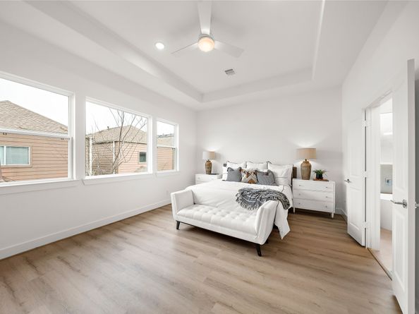 5337 Larkin Street, Houston TX 77007