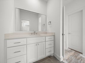 5337 Larkin Street, Houston TX 77007