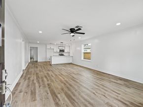 1404 Des Jardines Street, Houston TX 77023