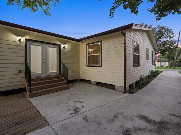 1404 Des Jardines Street, Houston TX 77023