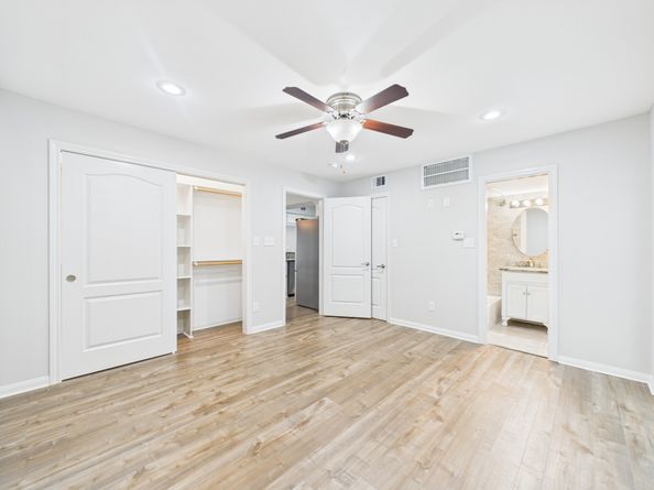 5333 Richmond Avenue 11, Houston TX 77056