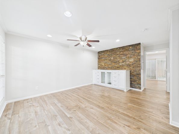 5333 Richmond Avenue 11, Houston TX 77056