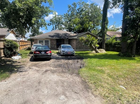 3415 Bostic Street, Houston TX 77093