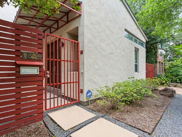 1634 Marshall Street, Houston TX 77006