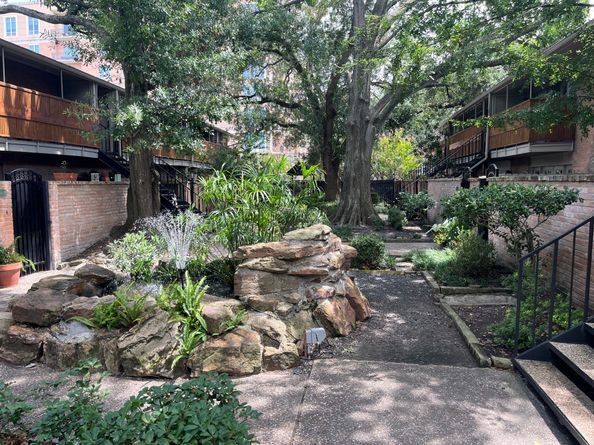 3944 W Alabama Street 6, Houston TX 77027