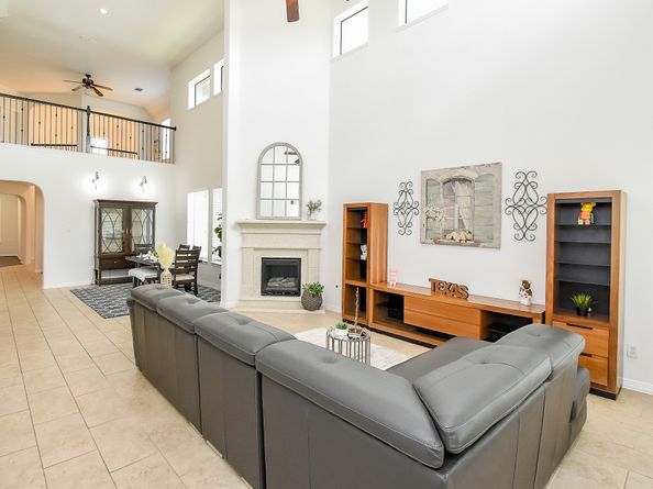 4615 Montcliff Bend Lane, Sugar Land TX 77479