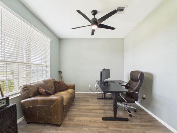 19191 Pinewood Grove Trail, New Caney TX 77357