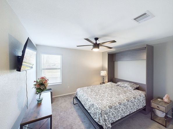 19191 Pinewood Grove Trail, New Caney TX 77357