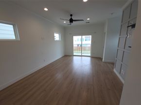 4022 Mckinney Street, Houston TX 77023